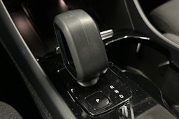 musta Volvo XC40 2022 kuva 27.