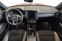 met. punainen Volvo XC40 2022 kuva 9.