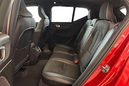 met. punainen Volvo XC40 2022 kuva 10.