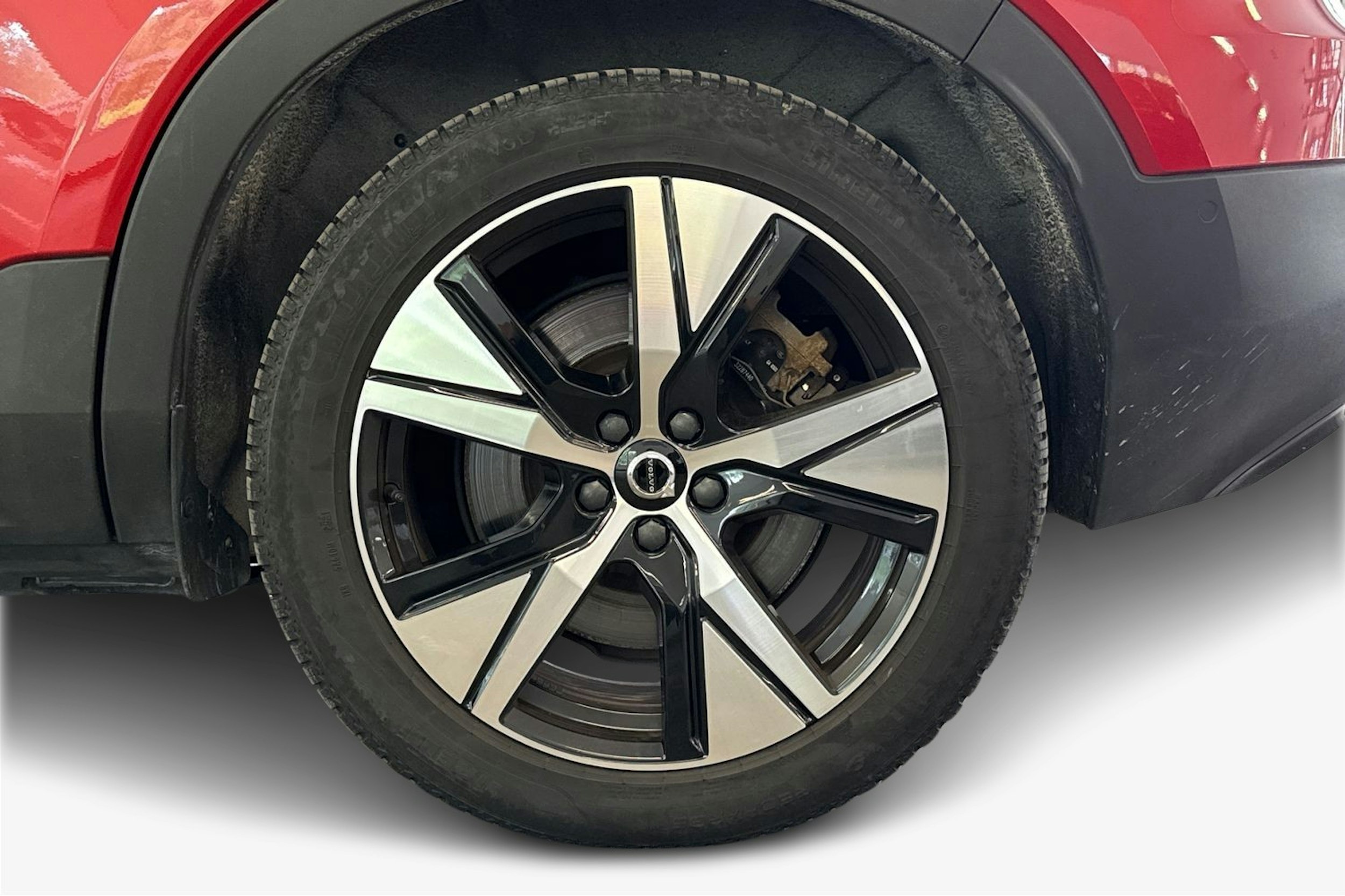 met. punainen Volvo XC40 2022 kuva 11.