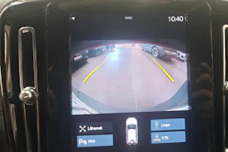 punainen Volvo XC40 2022 kuva 6.