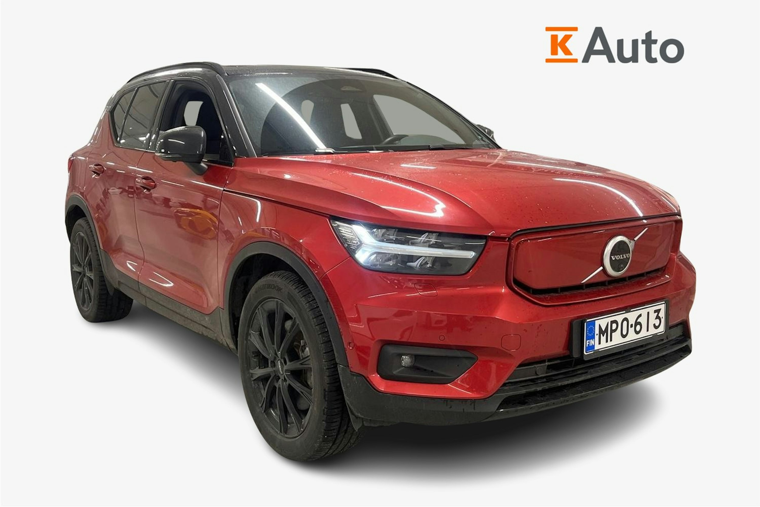 punainen Volvo XC40 2022 kuva 1.