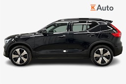 musta Volvo XC40 2022 kuva 6.