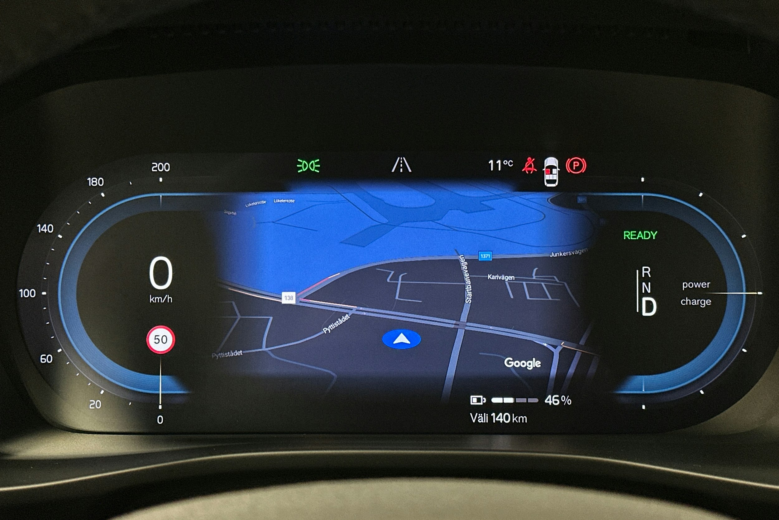 musta Volvo XC40 2022 kuva 23.