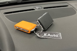 musta Volvo XC40 2022 kuva 31.