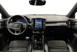 valkoinen Volvo XC40 2022 kuva 7.