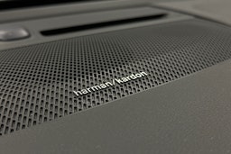 valkoinen Volvo XC40 2022 kuva 29.