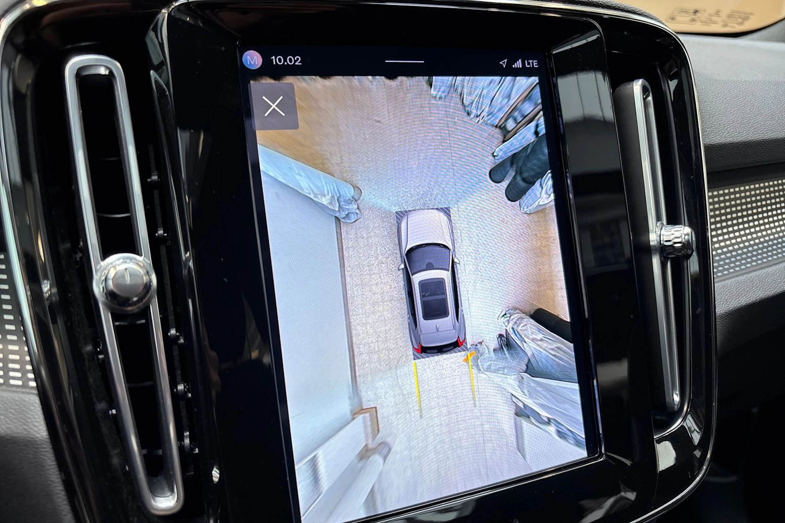 vihreä Volvo XC40 2022 kuva 27.