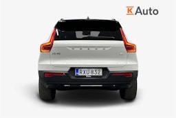 valkoinen Volvo XC40 2022 kuva 3.