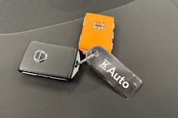 valkoinen Volvo XC40 2022 kuva 29.