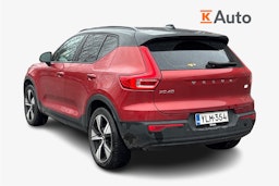 punainen Volvo XC40 2022 kuva 2.