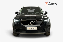 musta Volvo XC40 2023 kuva 4.