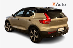 beige Volvo XC40 2023 kuva 2.