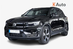 musta Volvo XC40 2023 kuva 1.