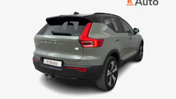met. vihreä Volvo XC40 2023 kuva 2.