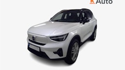 valkoinen Volvo XC40 2023 kuva 1.