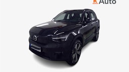 musta Volvo XC40 2023 kuva 1.
