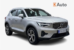 harmaa Volvo XC40 2023 kuva 1.