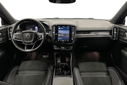 harmaa Volvo XC40 2023 kuva 9.