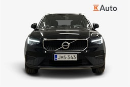 musta Volvo XC40 2023 kuva 8.