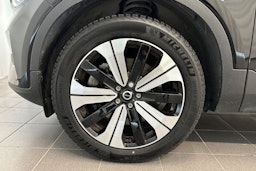 musta Volvo XC40 2023 kuva 29.