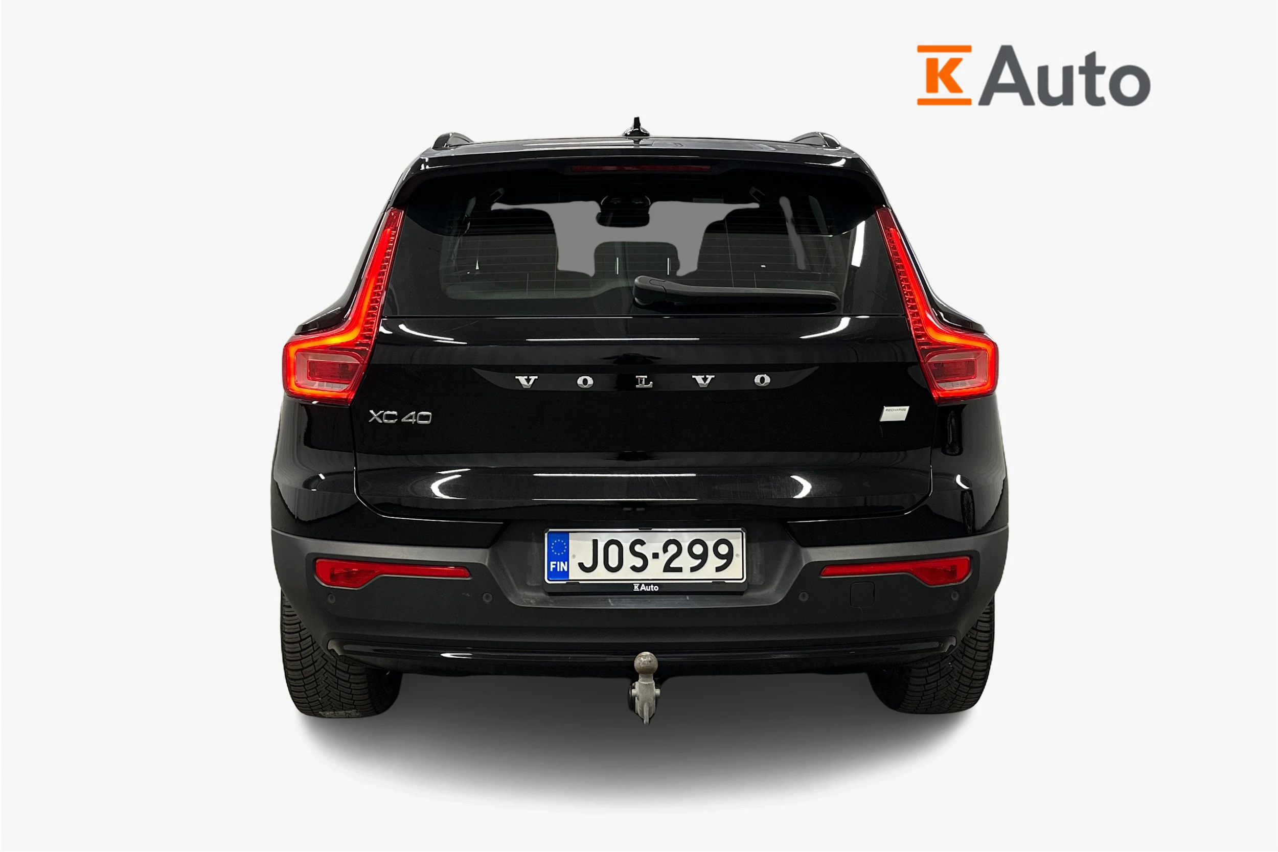 musta Volvo XC40 2023 kuva 4.