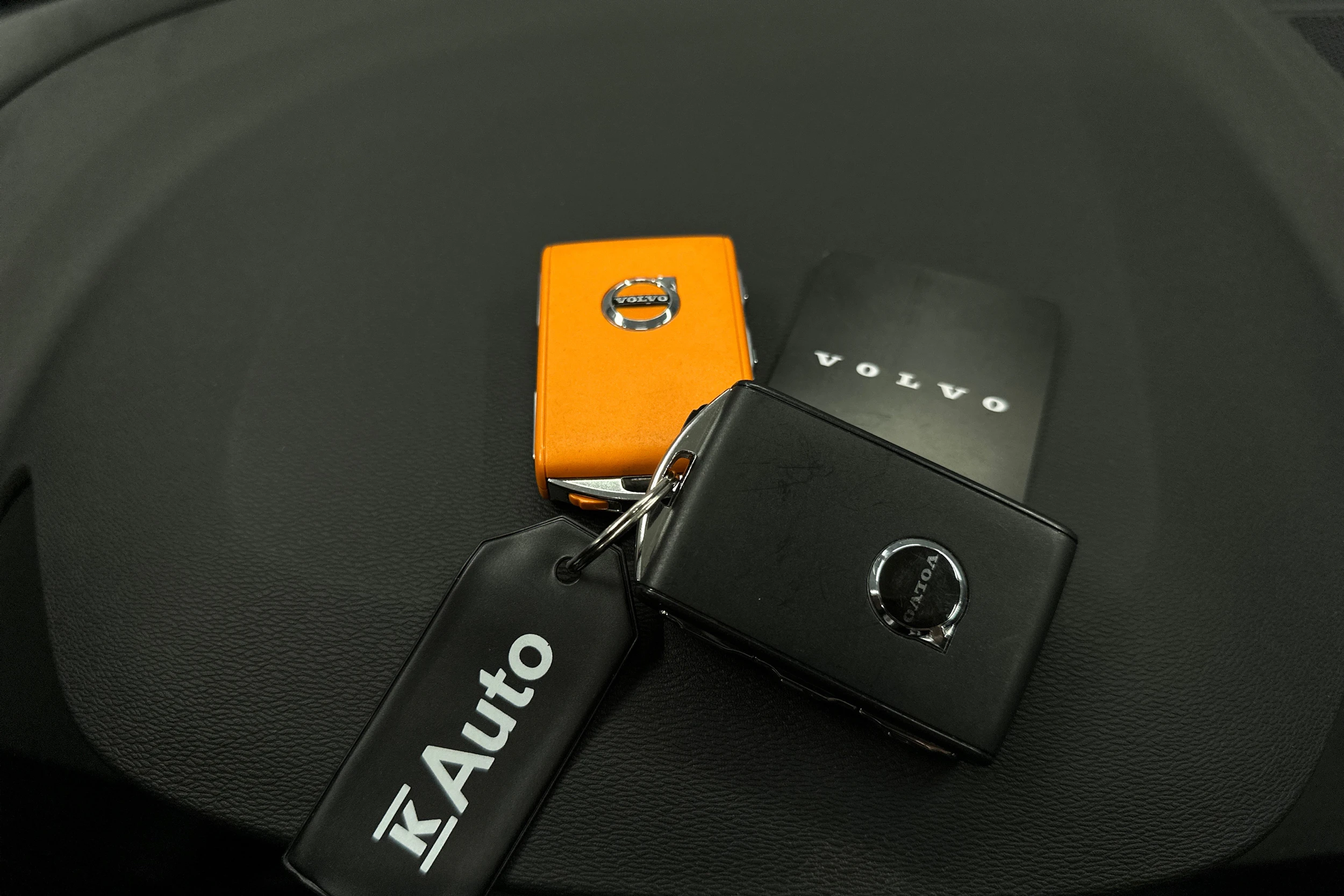 musta Volvo XC40 2023 kuva 37.