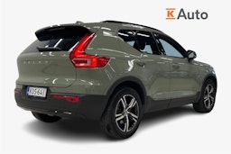 vihreä Volvo XC40 2023 kuva 2.