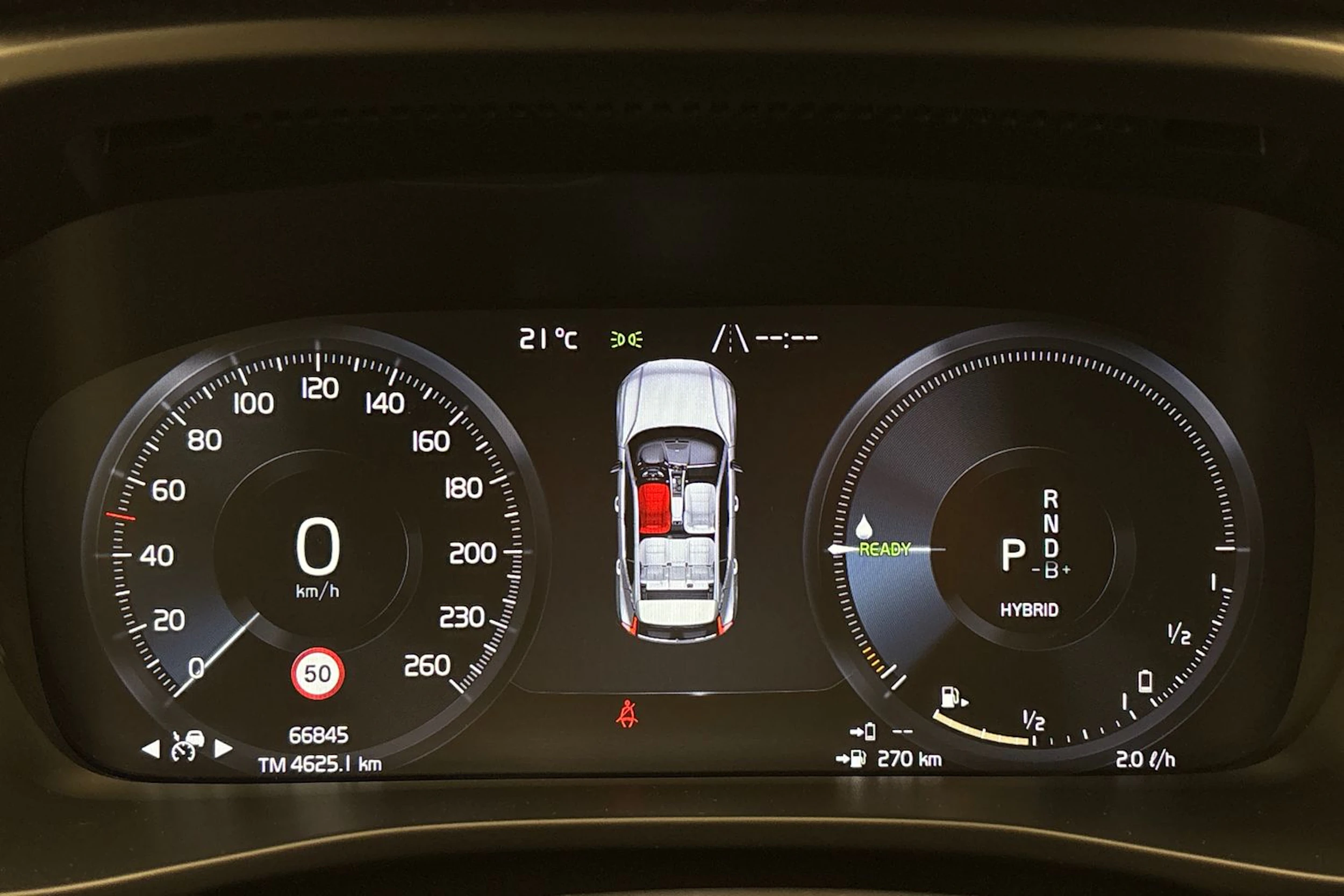 harmaa Volvo XC40 2023 kuva 21.