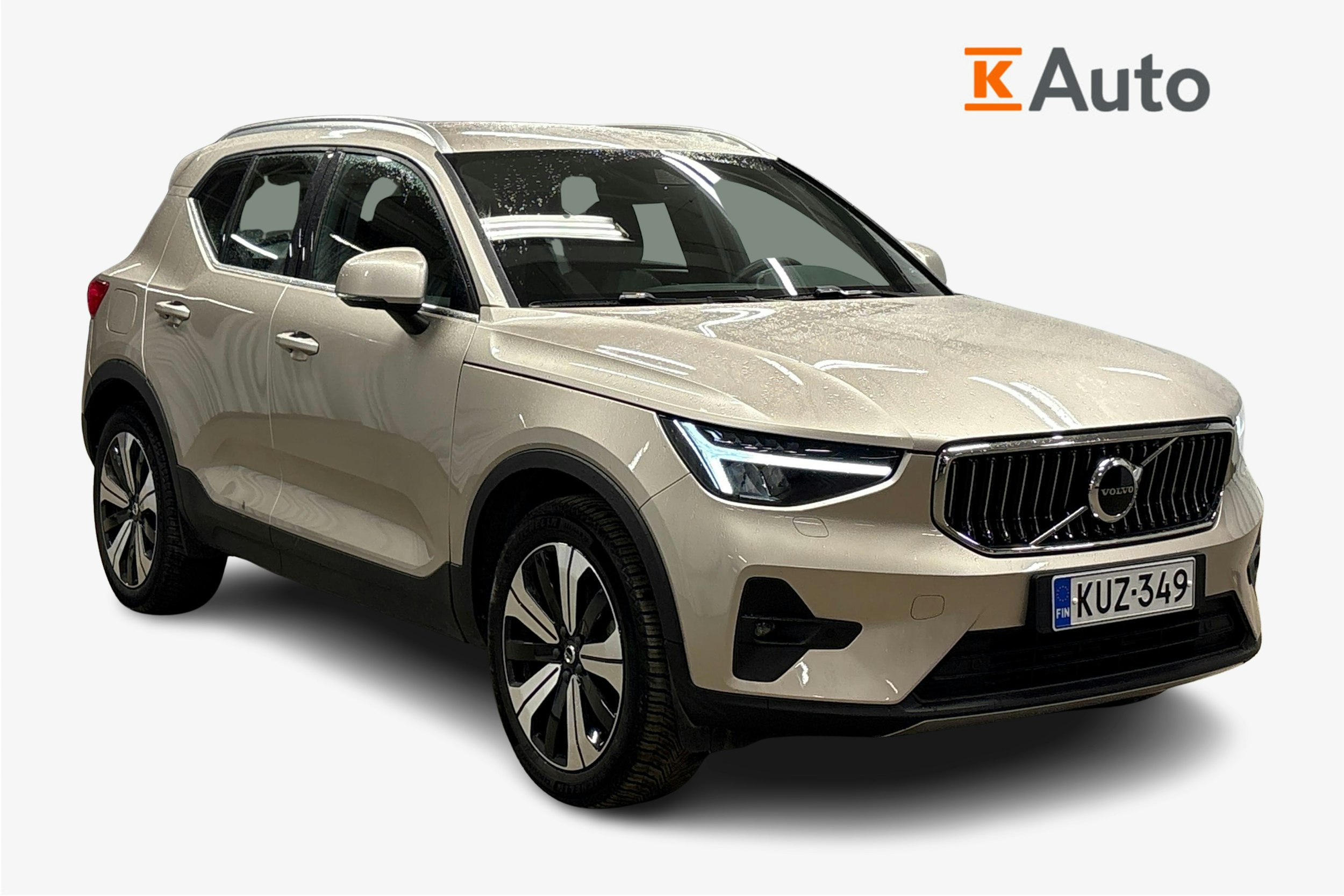 met. ruskea (beige) Volvo XC40 2023 kuva 1.
