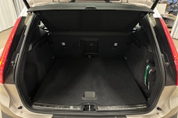 met. ruskea (beige) Volvo XC40 2023 kuva 14.