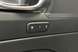 met. ruskea (beige) Volvo XC40 2023 kuva 19.