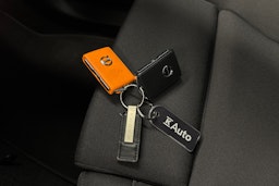 Harmaa Volvo XC40 2023 kuva 34.