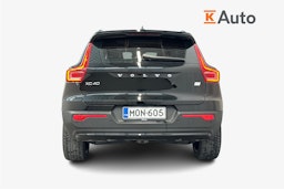 Musta Volvo XC40 2023 kuva 3.