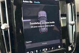 Musta Volvo XC40 2023 kuva 23.