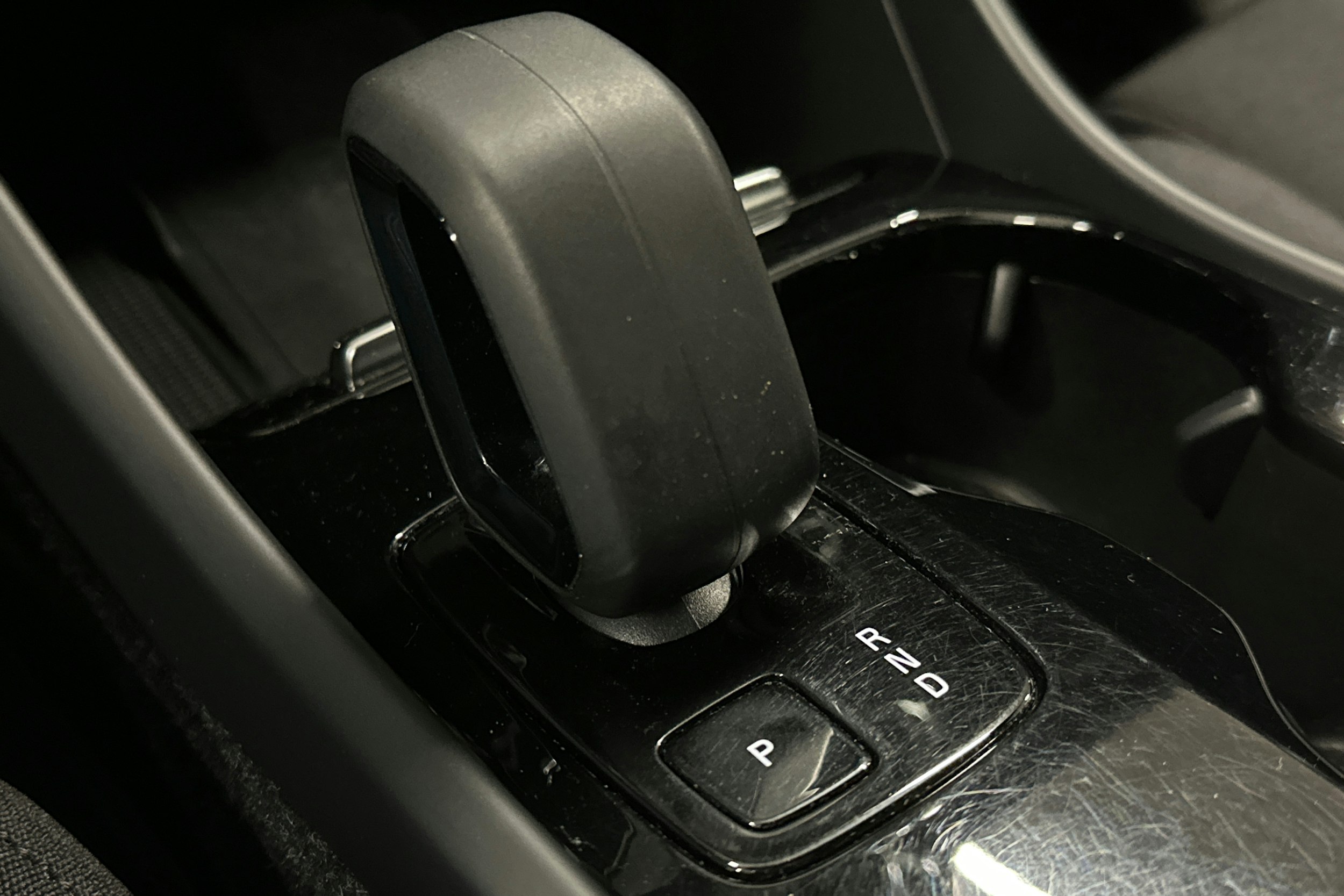 vihreä Volvo XC40 2023 kuva 30.