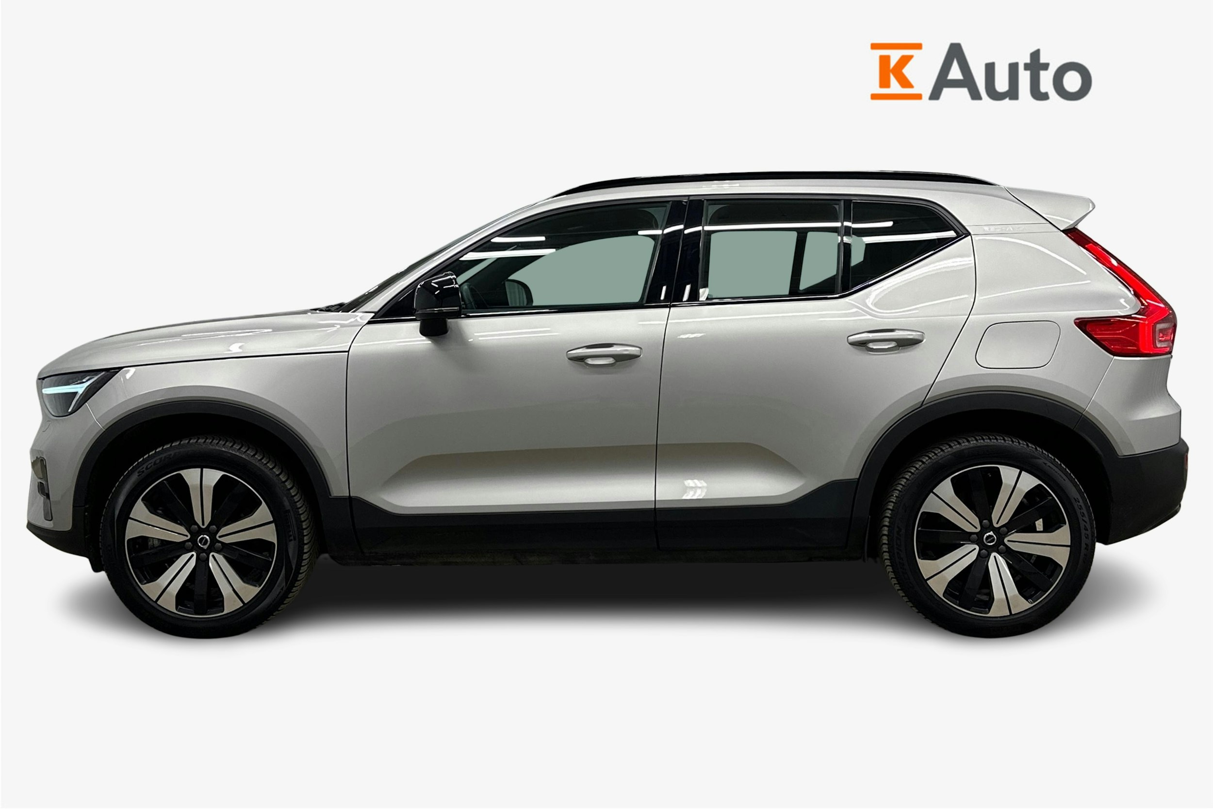 hopea Volvo XC40 2023 kuva 6.