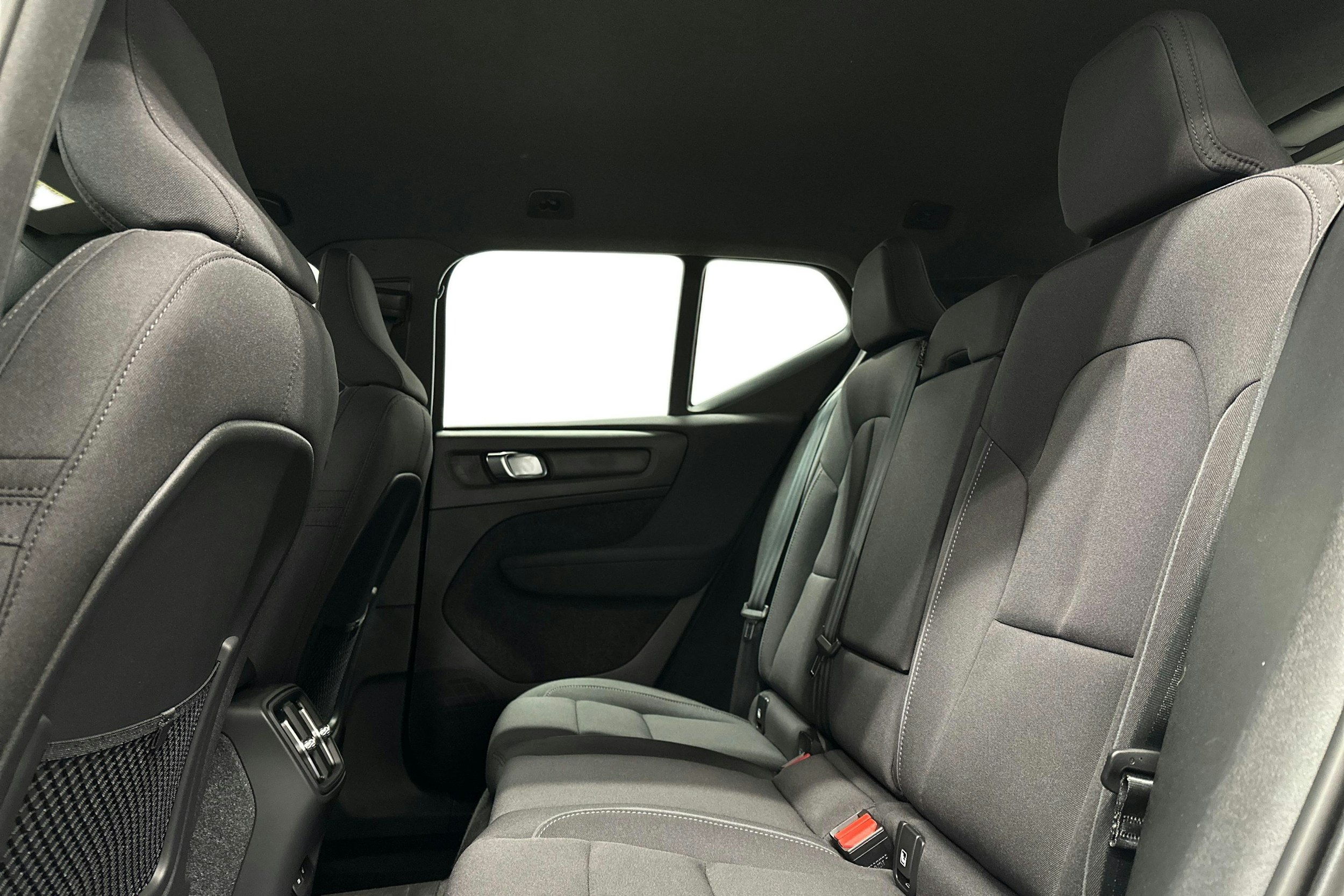 hopea Volvo XC40 2023 kuva 10.