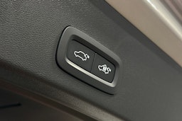 hopea Volvo XC40 2023 kuva 15.