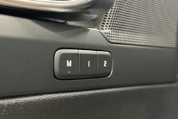 hopea Volvo XC40 2023 kuva 20.