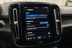 hopea Volvo XC40 2023 kuva 26.