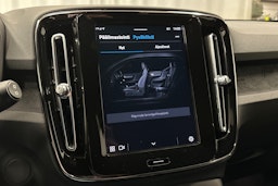 hopea Volvo XC40 2023 kuva 28.