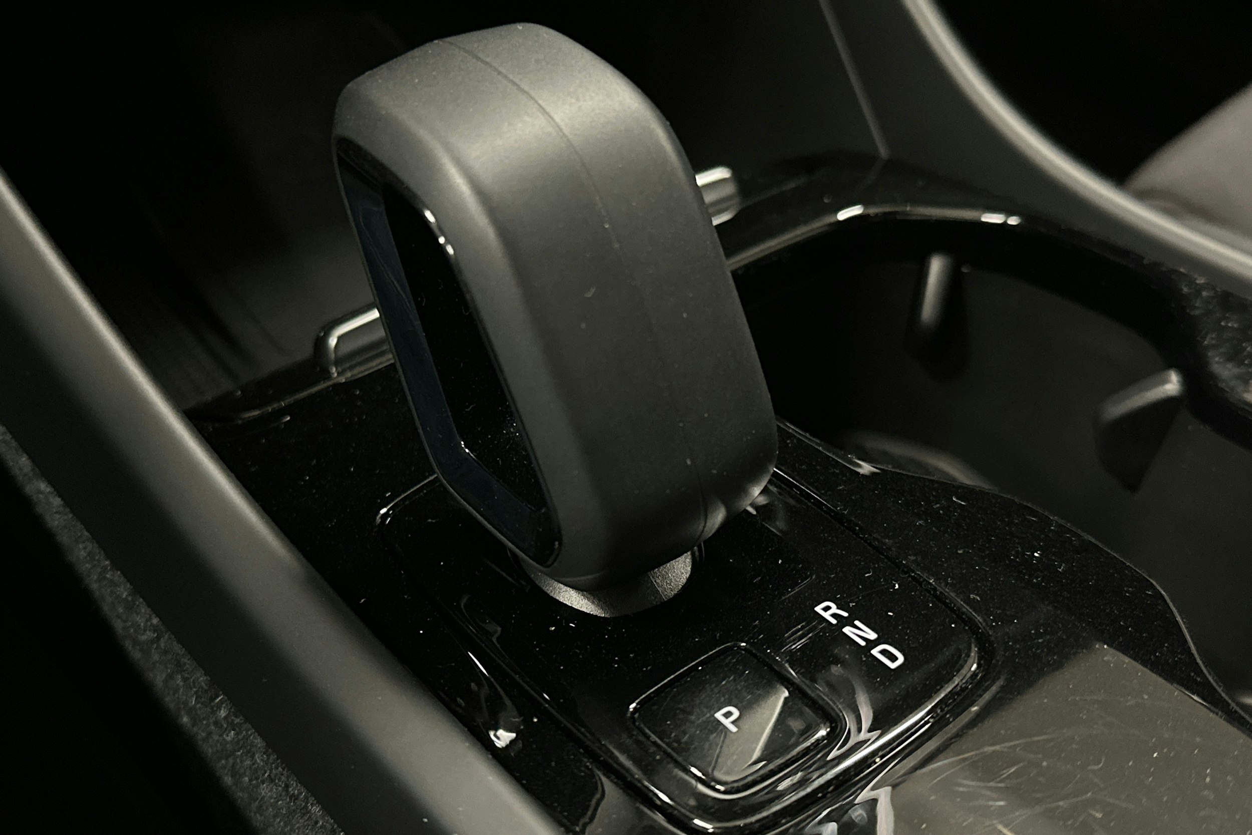 hopea Volvo XC40 2023 kuva 32.