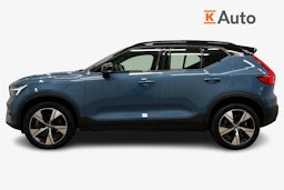 sininen Volvo XC40 2023 kuva 6.