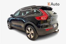Musta Volvo XC40 2023 kuva 2.