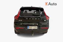 Musta Volvo XC40 2023 kuva 3.