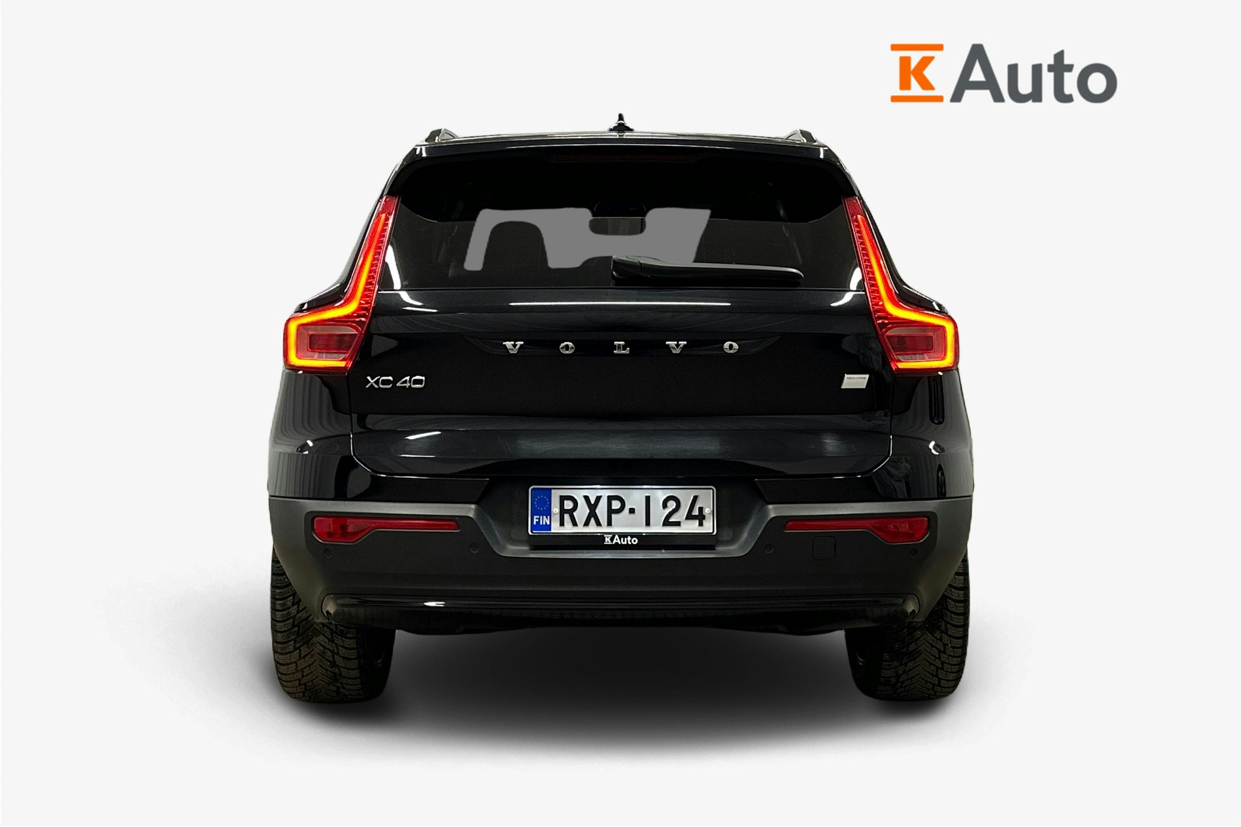 musta Volvo XC40 2023 kuva 3.