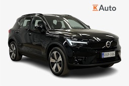 musta Volvo XC40 2023 kuva 1.