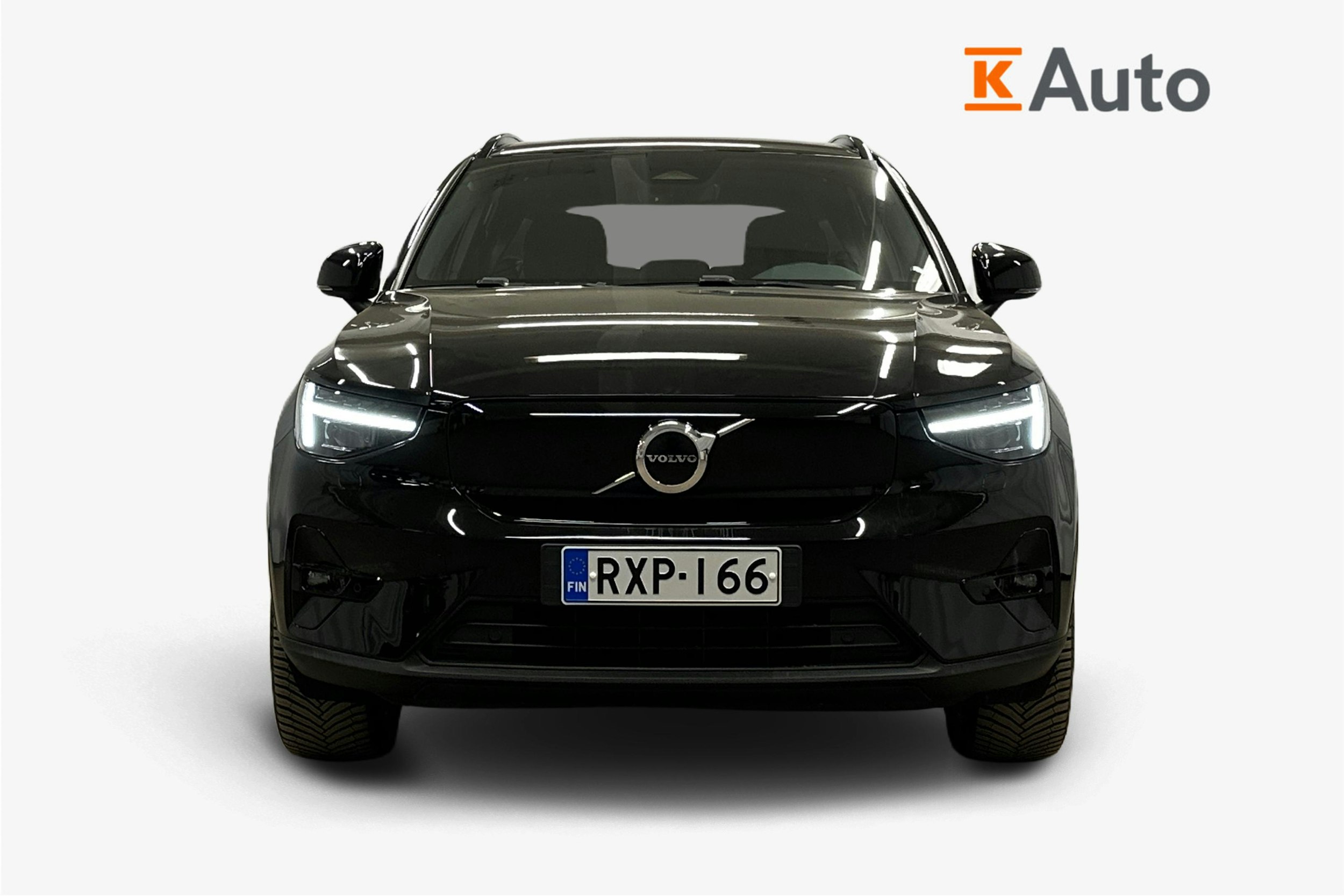 musta Volvo XC40 2023 kuva 5.