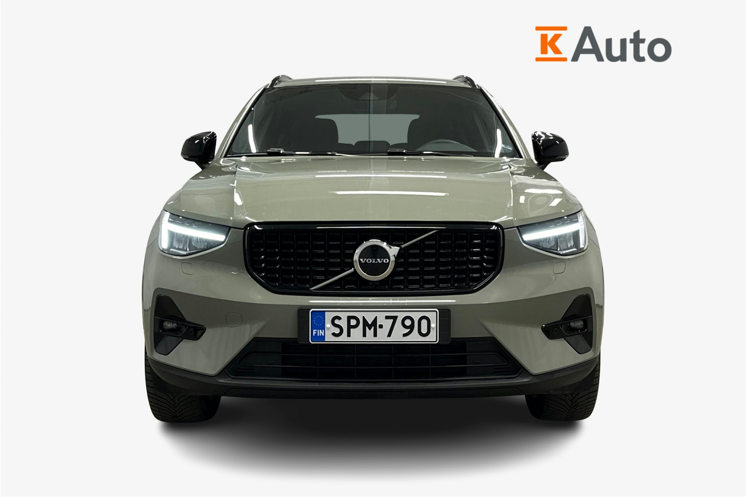 vihreä Volvo XC40 2023 kuva 5.